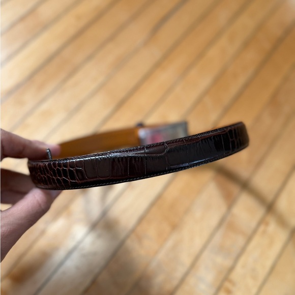 VTG Lauren Ralph Lauren Skinny Croc Embossed Brown Leather Belt Women’s Sz. S - Picture 7 of 8